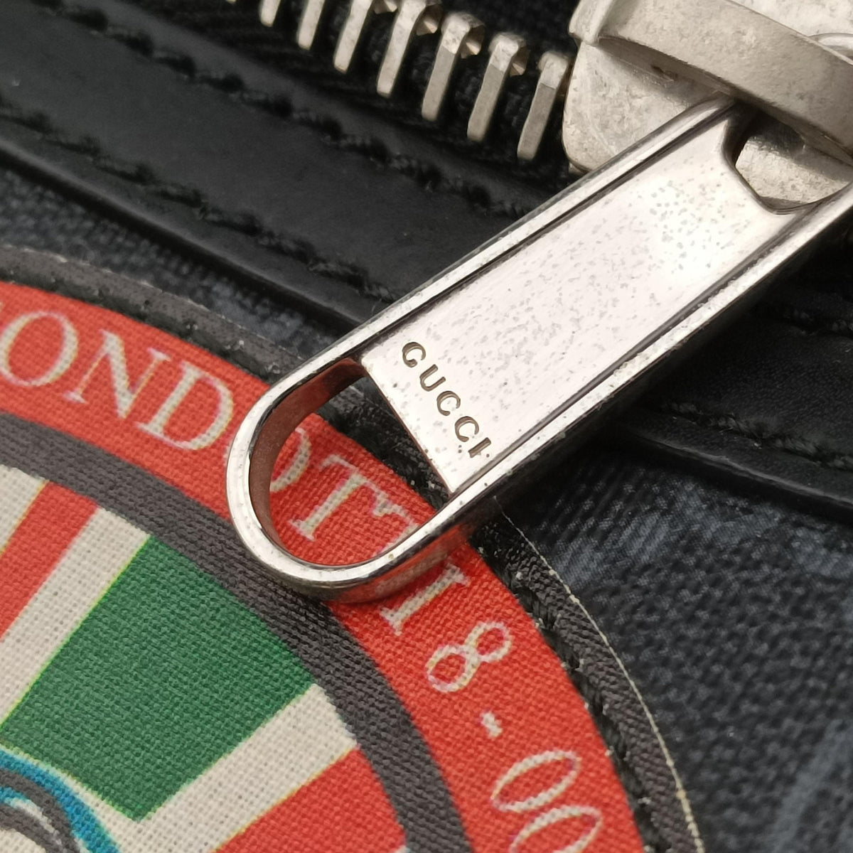 Vintage Gucci GG Supreme Courrier Messenger Black×Multicolour PVC coated canvas×Leather 474137 shoulderbag | stylenewstar