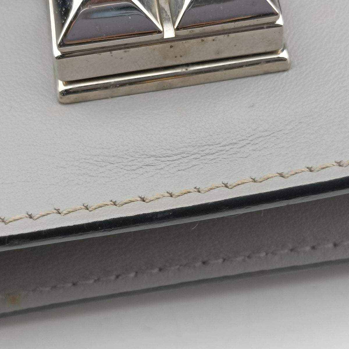 Pre-owned Prada Electra Studded Grey leather 1BD120 shoulderbag | stylenewstar