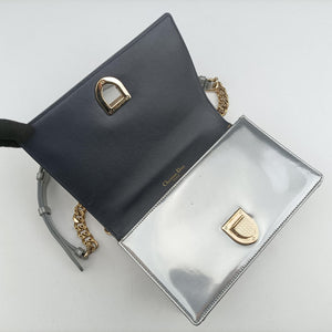 Pre-owned Christian Dior Diorama Silver Patent  shoulderbag | stylenewstar