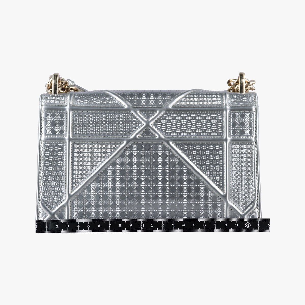Pre-owned Christian Dior Diorama Silver Patent  shoulderbag | stylenewstar