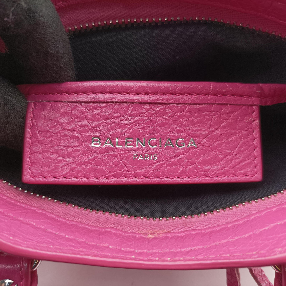 Secondhand Balenciaga Classic City Nano Pink lambskin  shoulderbag | stylenewstar
