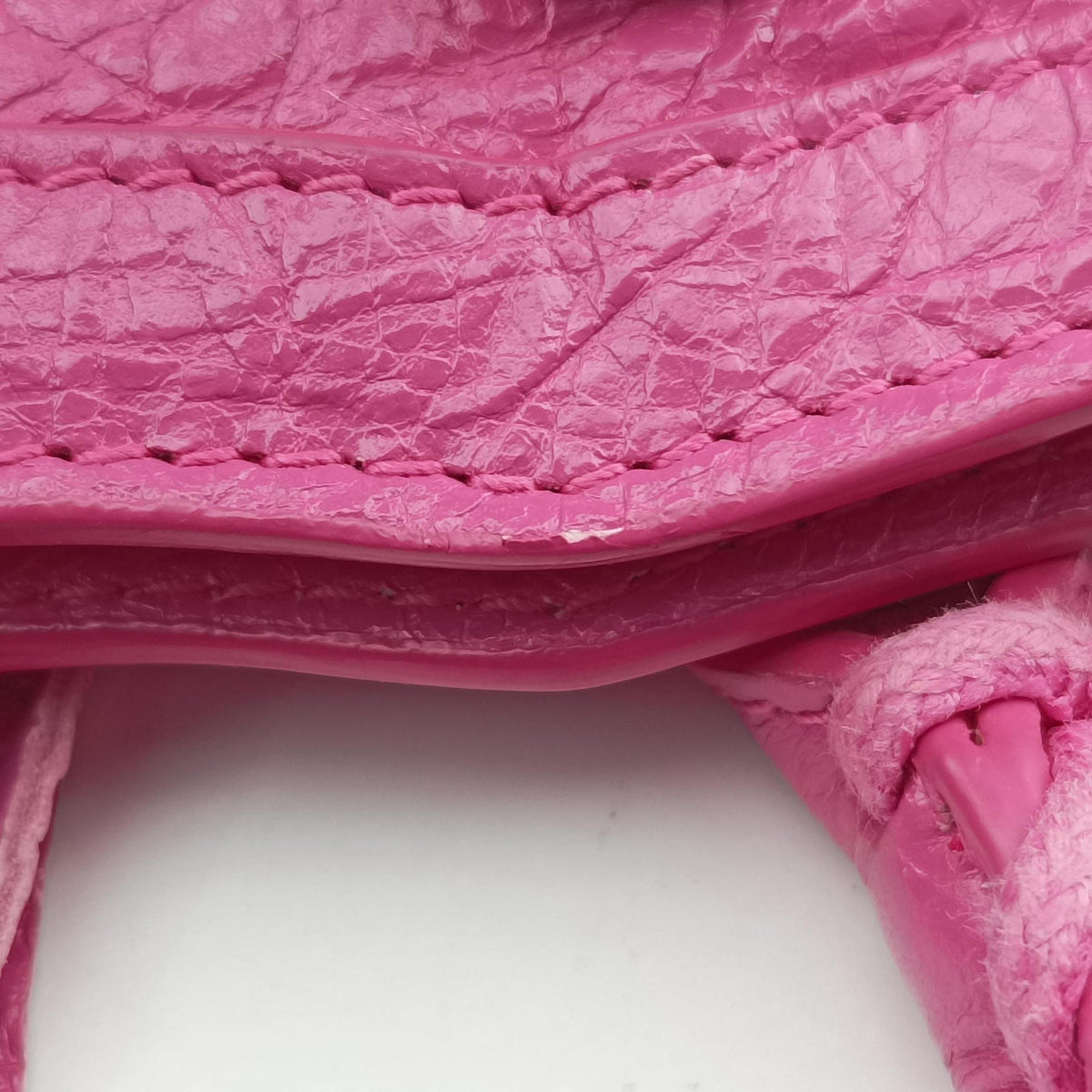 Secondhand Balenciaga Classic City Nano Pink lambskin  shoulderbag | stylenewstar