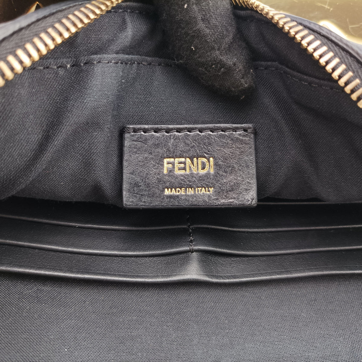 Pre-owned Fendi Monster Camera case Black Leather 7M0286 shoulderbag | stylenewstar