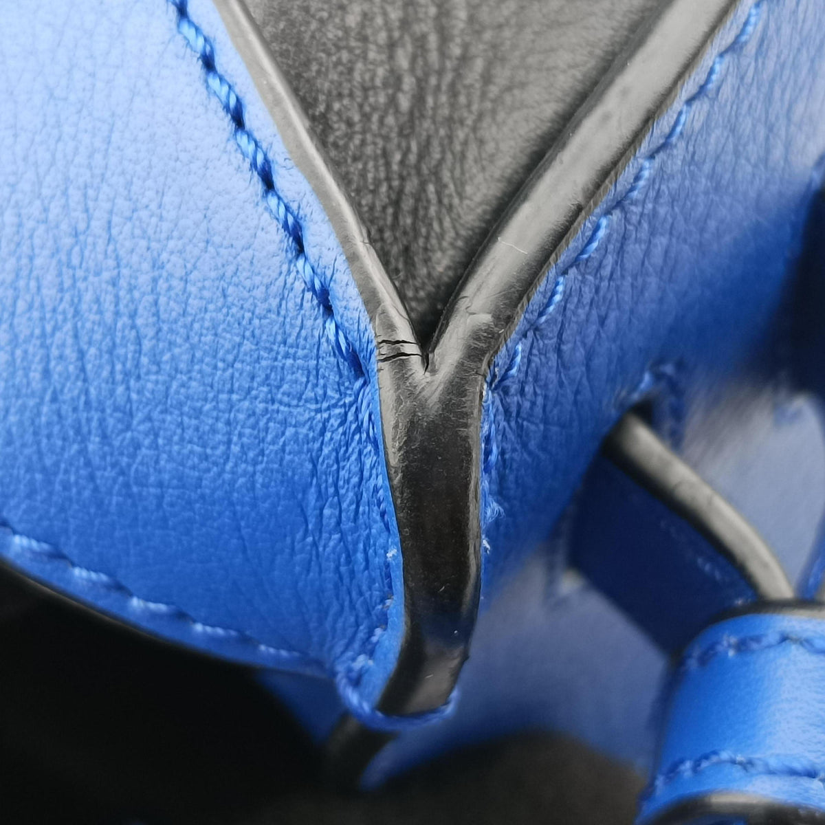 Secondhand Loewe Hammock Black×blue Leather  shoulderbag | stylenewstar