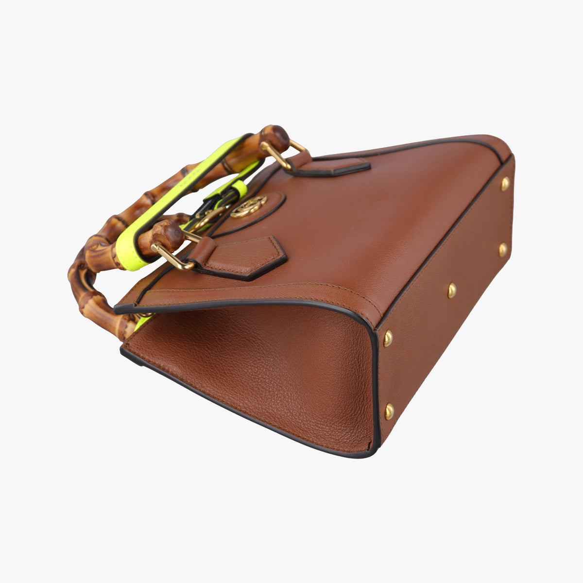 Pre-owned Gucci Diana Mini Brown leather 655661 shoulderbag | stylenewstar