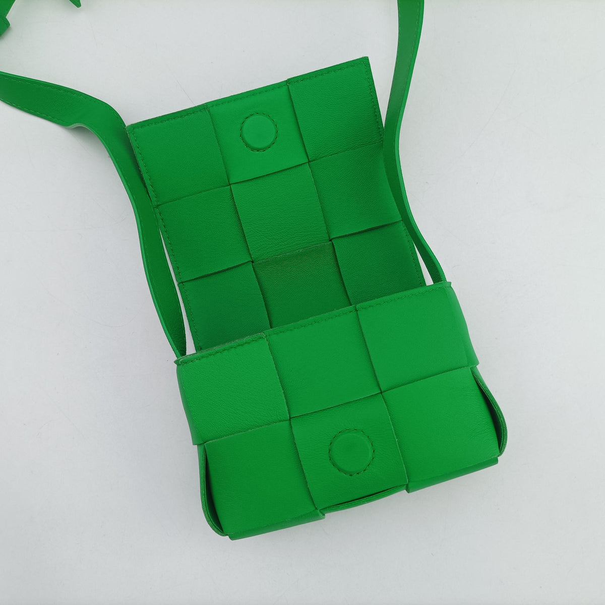 Vintage Bottega Veneta candy cassette Green lambskin  shoulderbag | stylenewstar