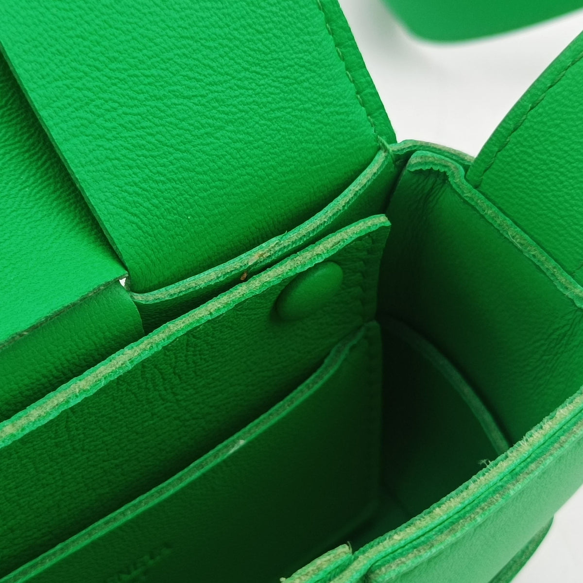 Vintage Bottega Veneta candy cassette Green lambskin  shoulderbag | stylenewstar