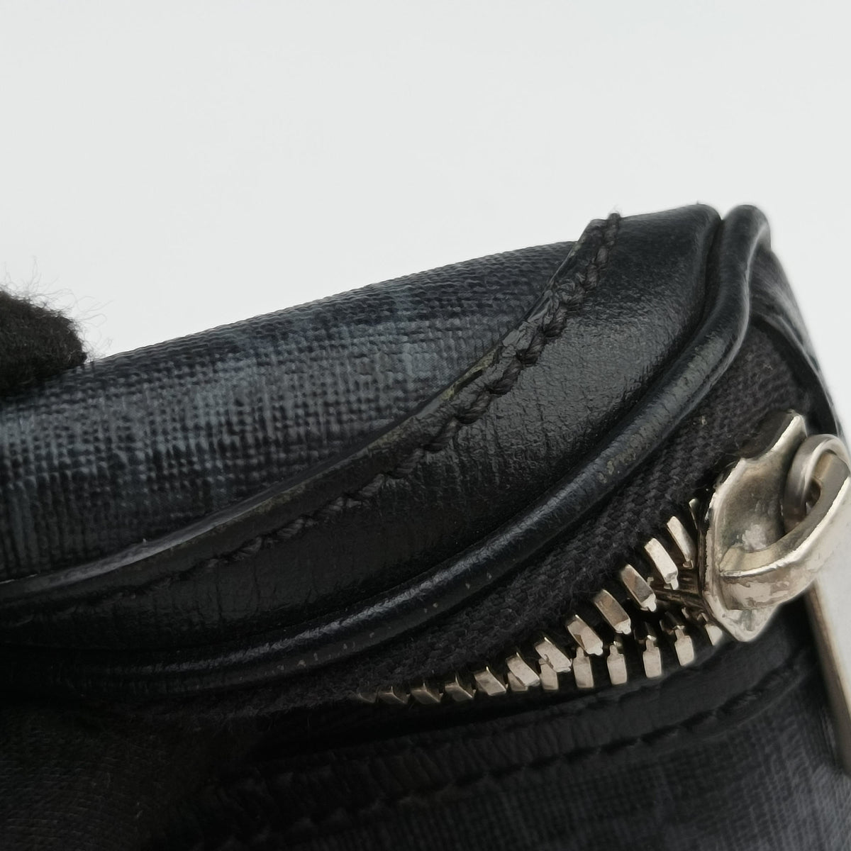 Pre-owned Gucci GG Supreme Retro Black PVC coated canvas 682933 bum bag/waist bag | stylenewstar