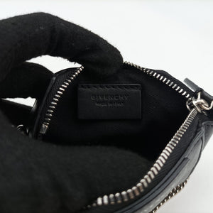 Secondhand Givenchy Antigona Black Leather  shoulderbag | stylenewstar