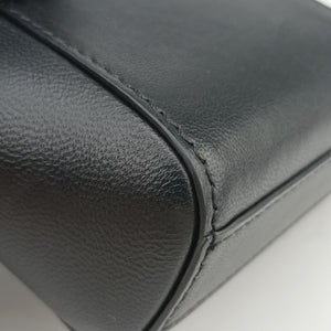 Secondhand Givenchy Antigona Black Leather  shoulderbag | stylenewstar
