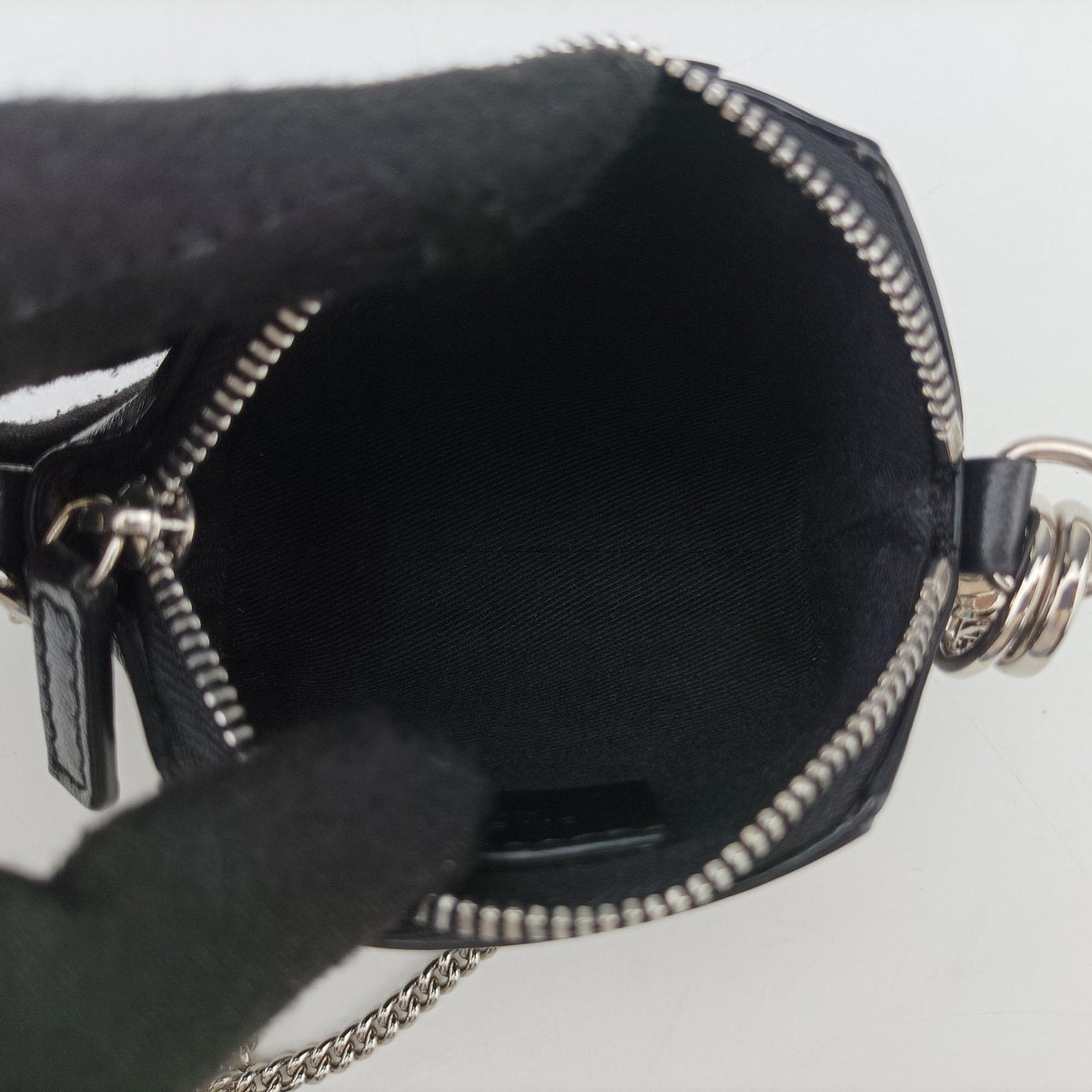 Secondhand Givenchy Antigona Black Leather  shoulderbag | stylenewstar
