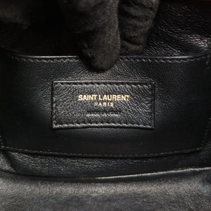 Vintage Yves Saint Laurent VICKY Red Patent Leather 538439 shoulderbag | stylenewstar