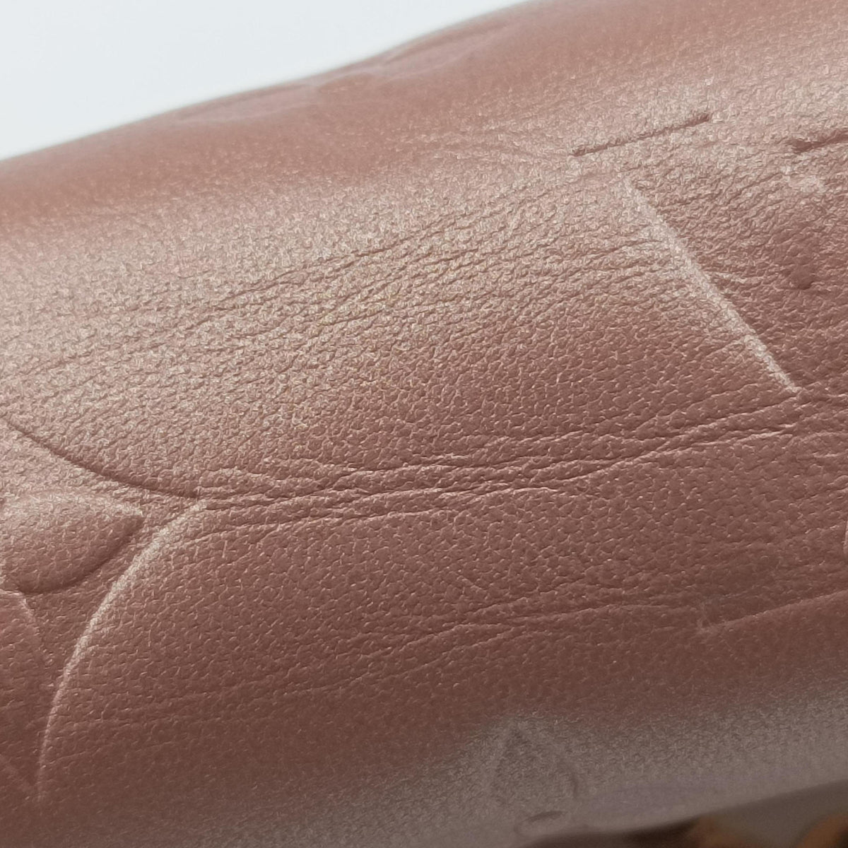 Pre-owned Louis Vuitton COUSSIN ROSE BALLERIN lambskin M21765 shoulderbag | stylenewstar