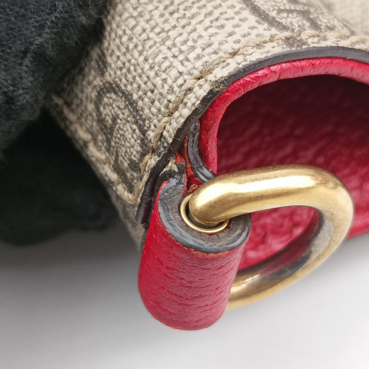 Secondhand Gucci GG Supreme Bosco PATCHED beige×multi PVC coated canvas 473887 shoulderbag | stylenewstar