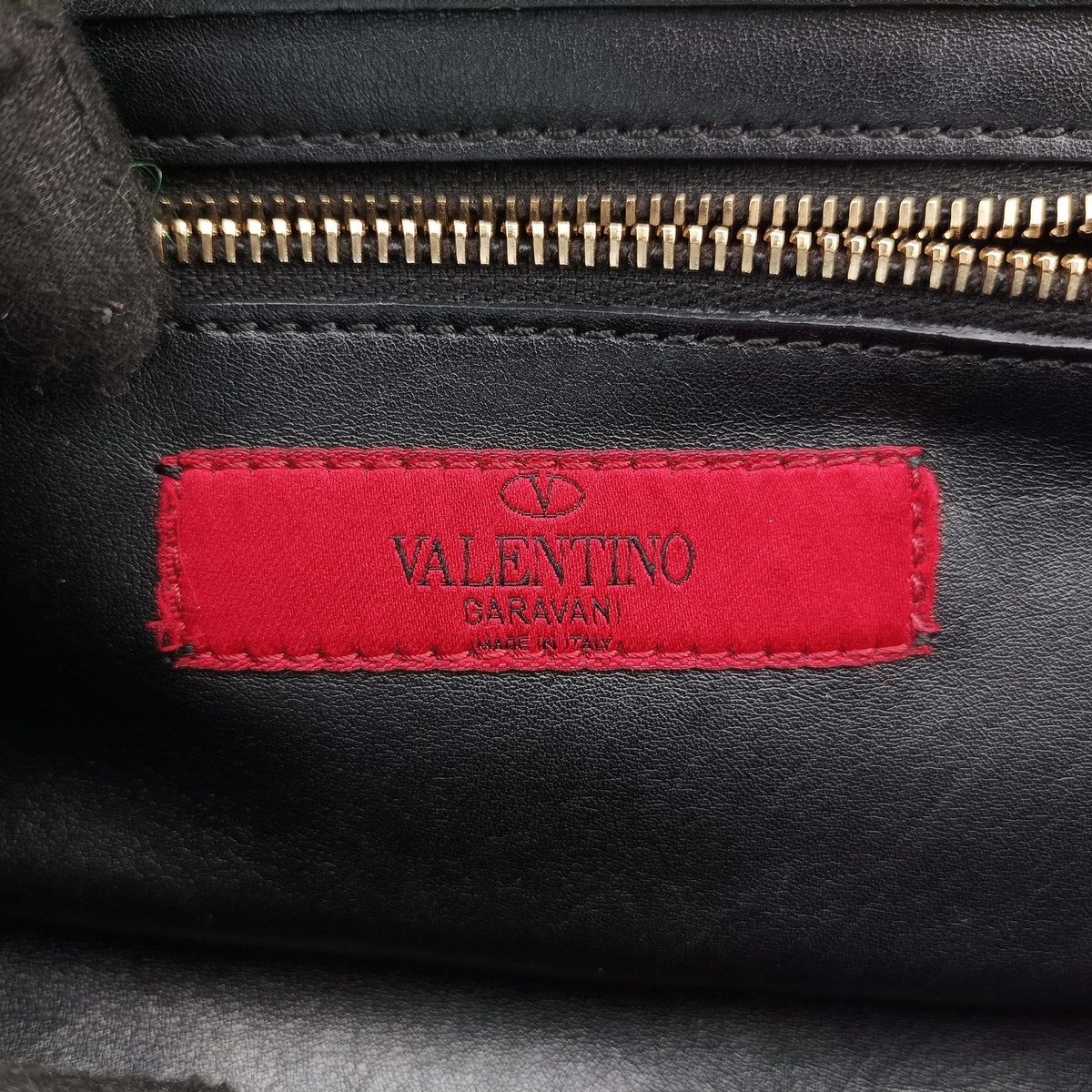 Pre-owned Valentino Rockstud Black Leather  shoulderbag | stylenewstar