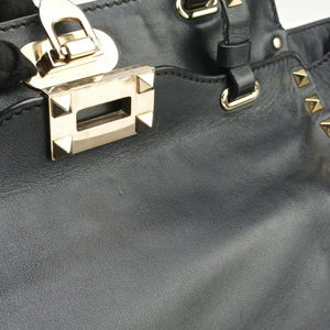 Pre-owned Valentino Rockstud Black Leather  shoulderbag | stylenewstar