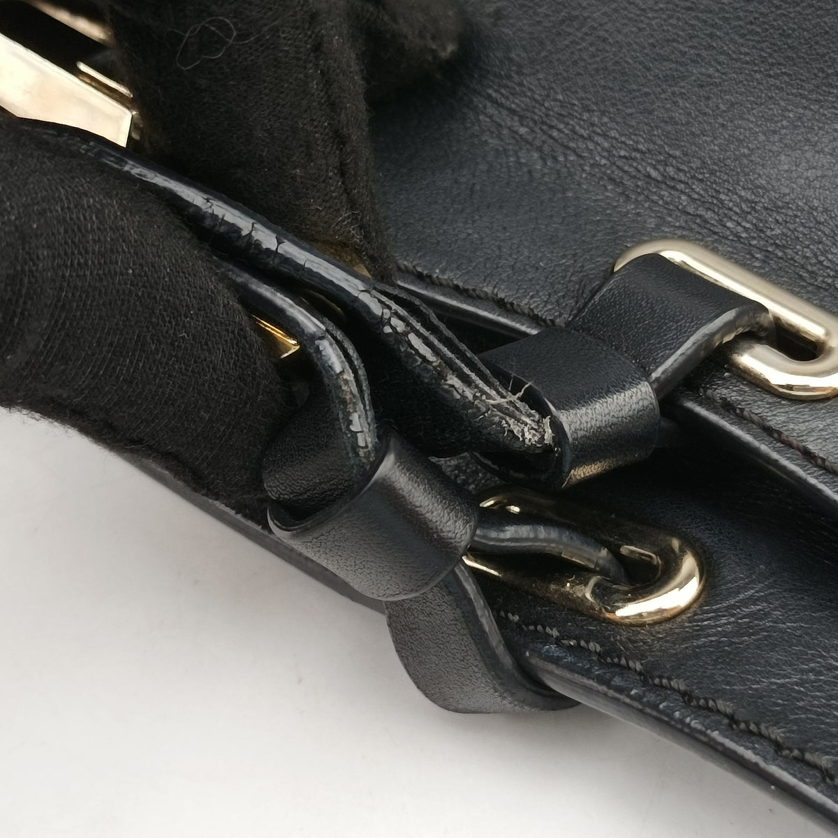 Pre-owned Valentino Rockstud Black Leather  shoulderbag | stylenewstar