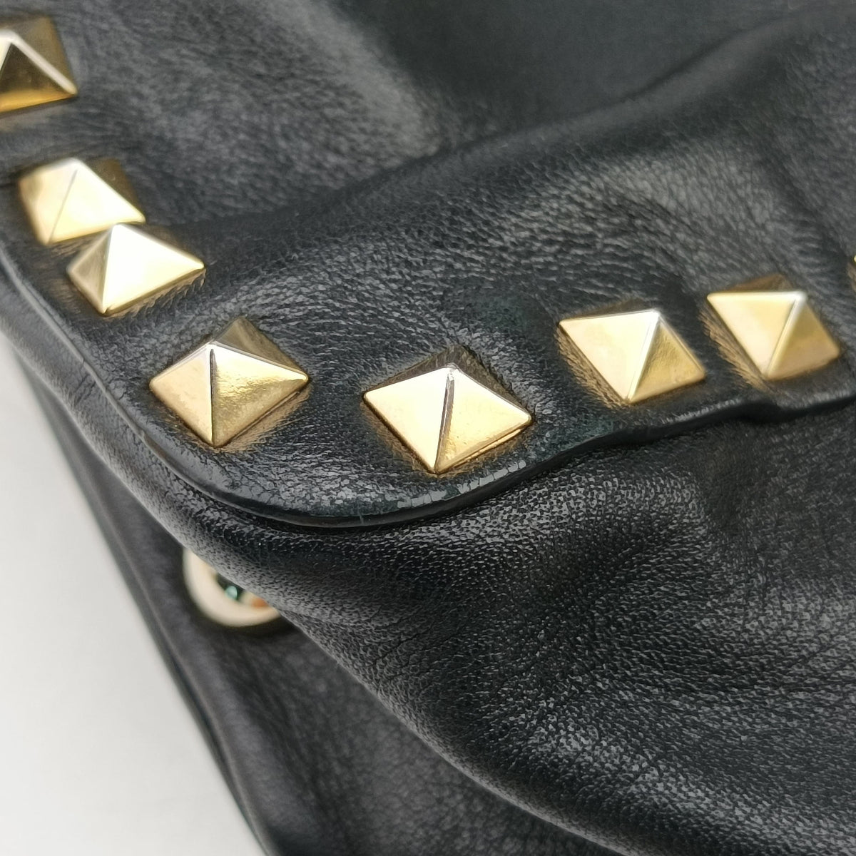 Pre-owned Valentino Rockstud Black Leather  shoulderbag | stylenewstar
