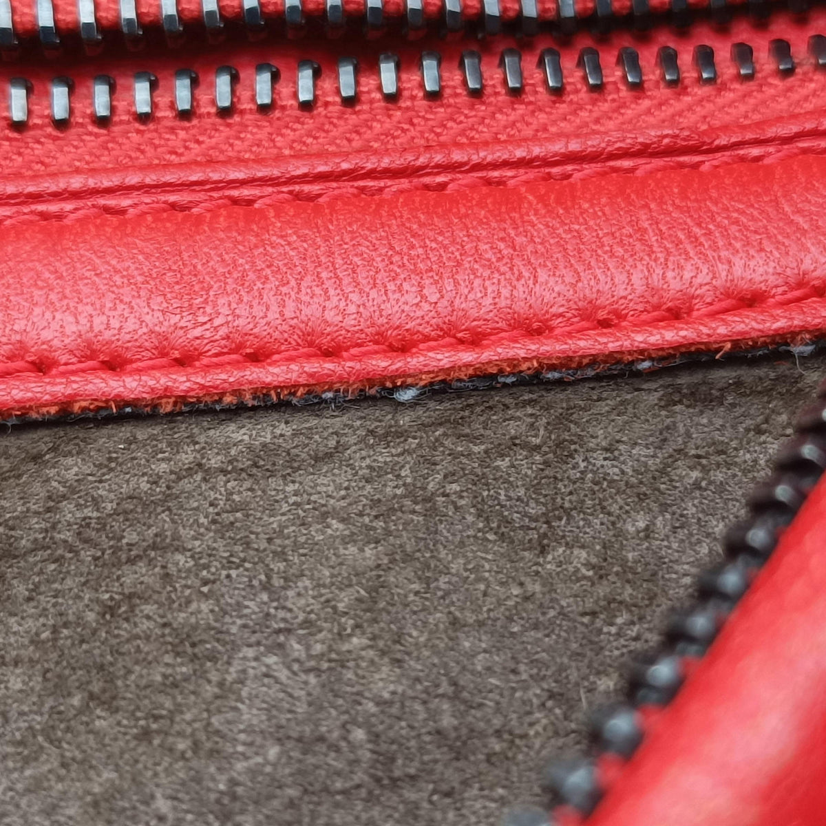 Pre-owned Bottega Veneta Intrecciato Red lambskin  handbag | stylenewstar