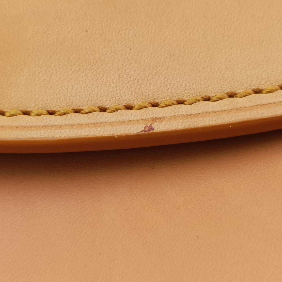 Pre-owned Yves Saint Laurent KAIA small Camel Leather 619740 shoulderbag | stylenewstar