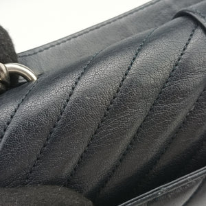Pre-owned Yves Saint Laurent COLLEGE Navy Leather 428056 shoulderbag | stylenewstar