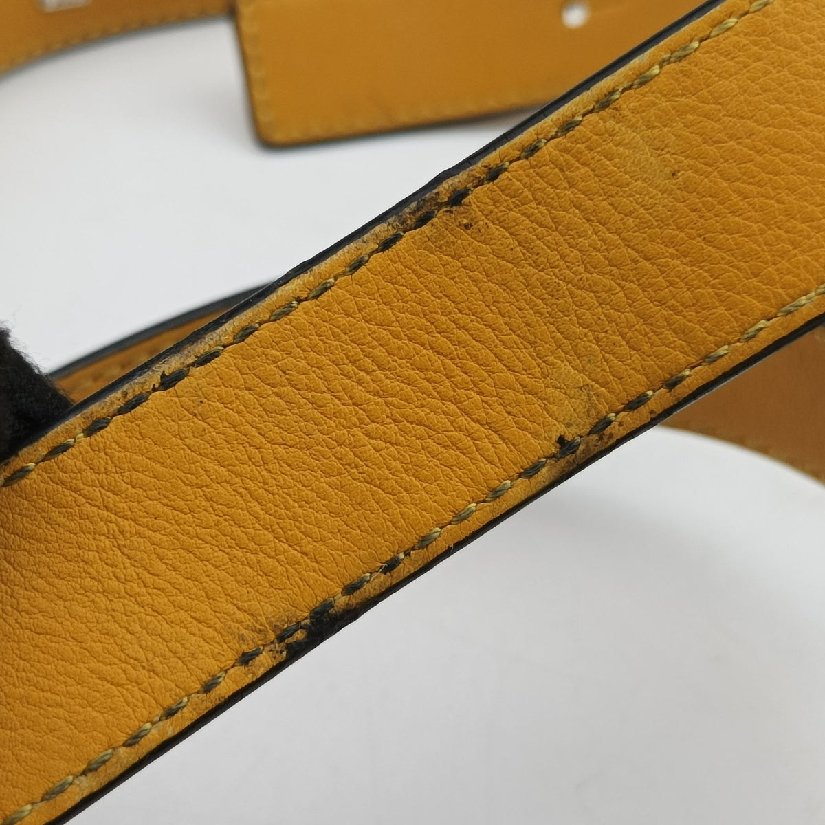 Pre-owned Loewe Hammock Yellow Leather  shoulderbag | stylenewstar