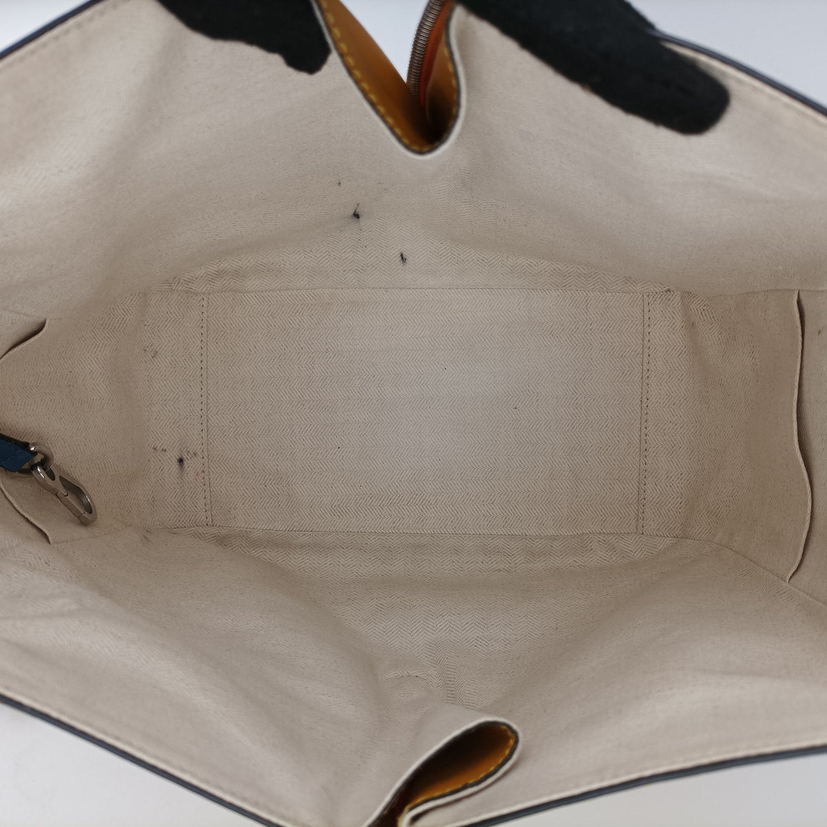 Pre-owned Loewe Hammock Yellow Leather  shoulderbag | stylenewstar