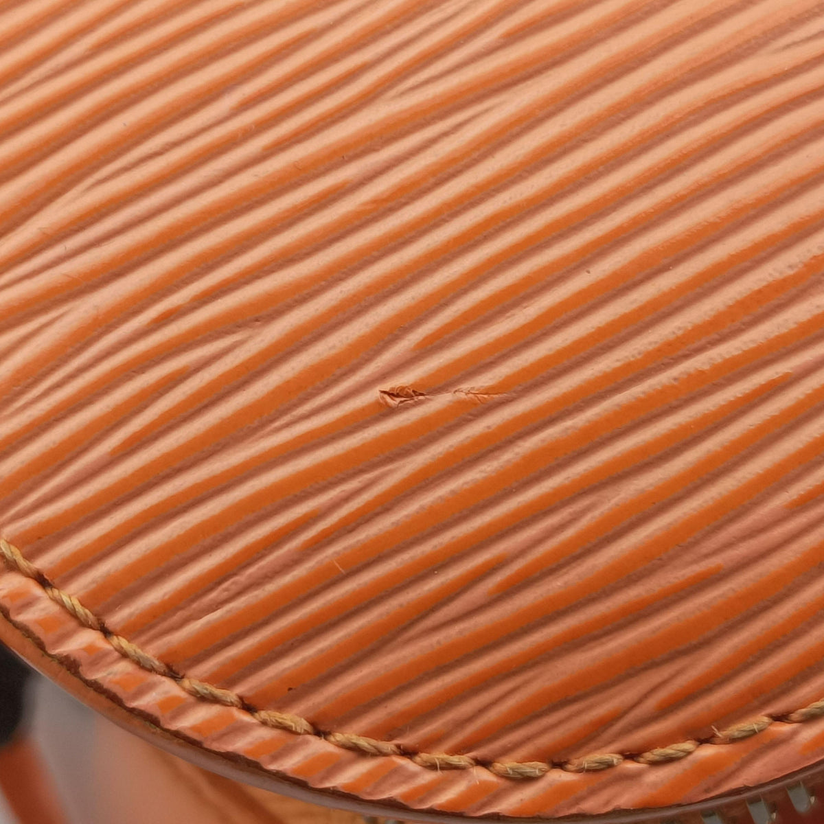 Pre-owned Louis Vuitton Soufflot Mandarin Epi M5222H shoulderbag | stylenewstar