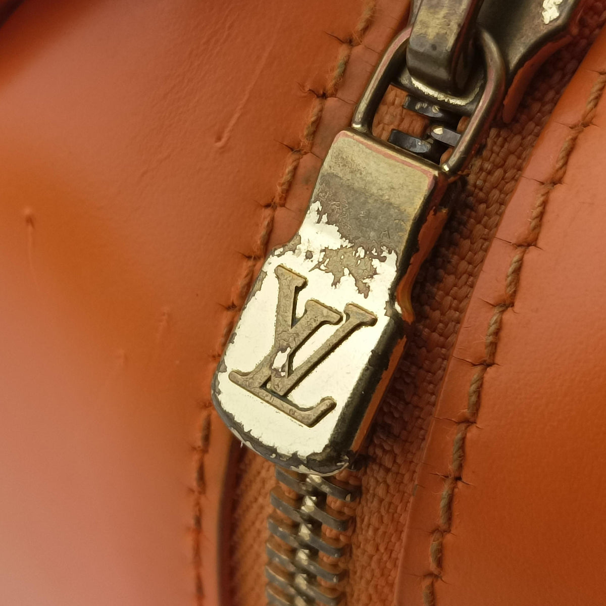 Pre-owned Louis Vuitton Soufflot Mandarin Epi M5222H shoulderbag | stylenewstar