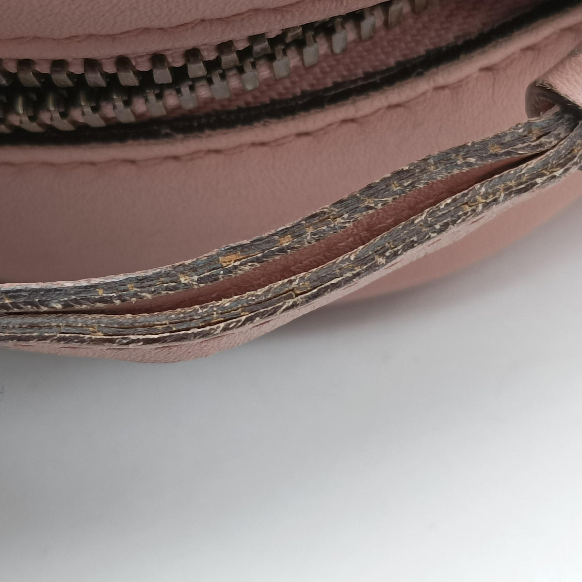 Pre-owned Gucci GG Marmont Pink Leather 447632 shoulderbag | stylenewstar