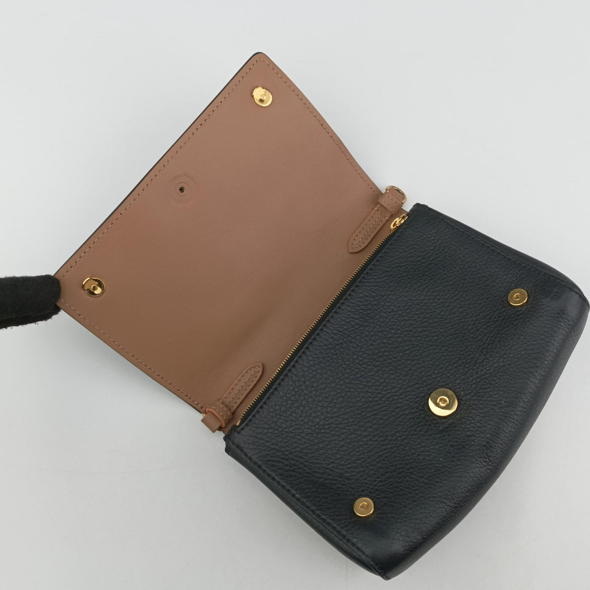 Secondhand Burberry Hackberry Black Leather  shoulderbag | stylenewstar