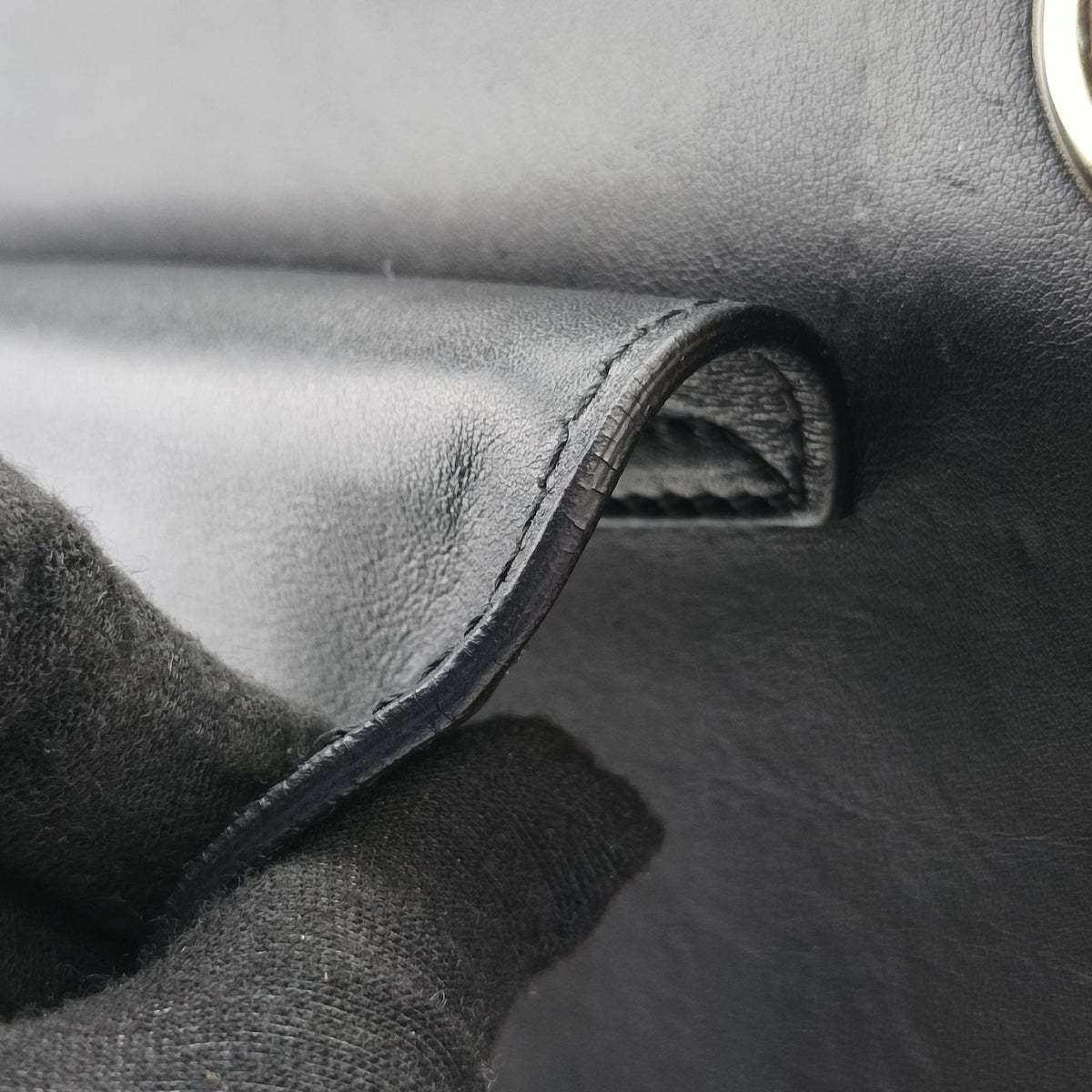 Pre-owned Gucci Emily Black Leather 295403 shoulderbag | stylenewstar
