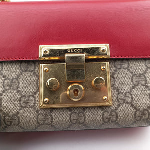 Pre-owned Gucci Padlock Beige×red×pink PVC coated canvas×Leather 409487 shoulderbag | stylenewstar