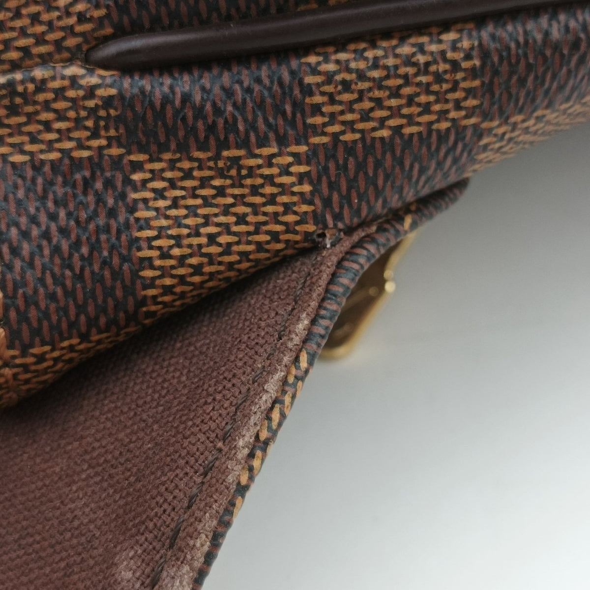 Pre-owned Louis Vuitton DISTRICT MM EBENE Damier Canvas N41212 shoulderbag | stylenewstar