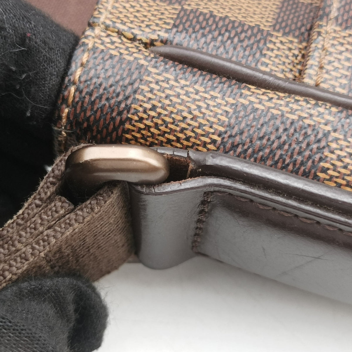 Pre-owned Louis Vuitton DISTRICT MM EBENE Damier Canvas N41212 shoulderbag | stylenewstar