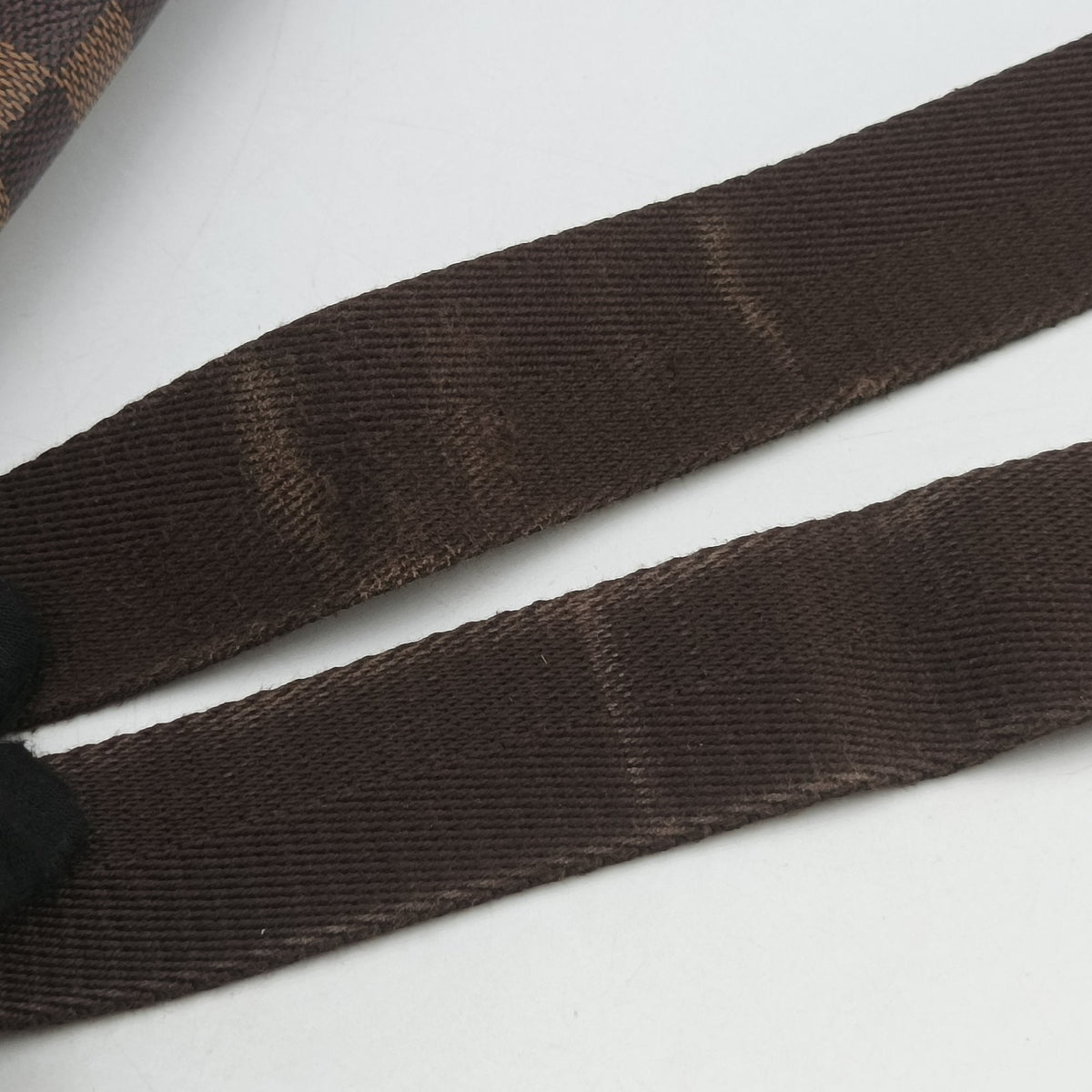 Pre-owned Louis Vuitton DISTRICT MM EBENE Damier Canvas N41212 shoulderbag | stylenewstar