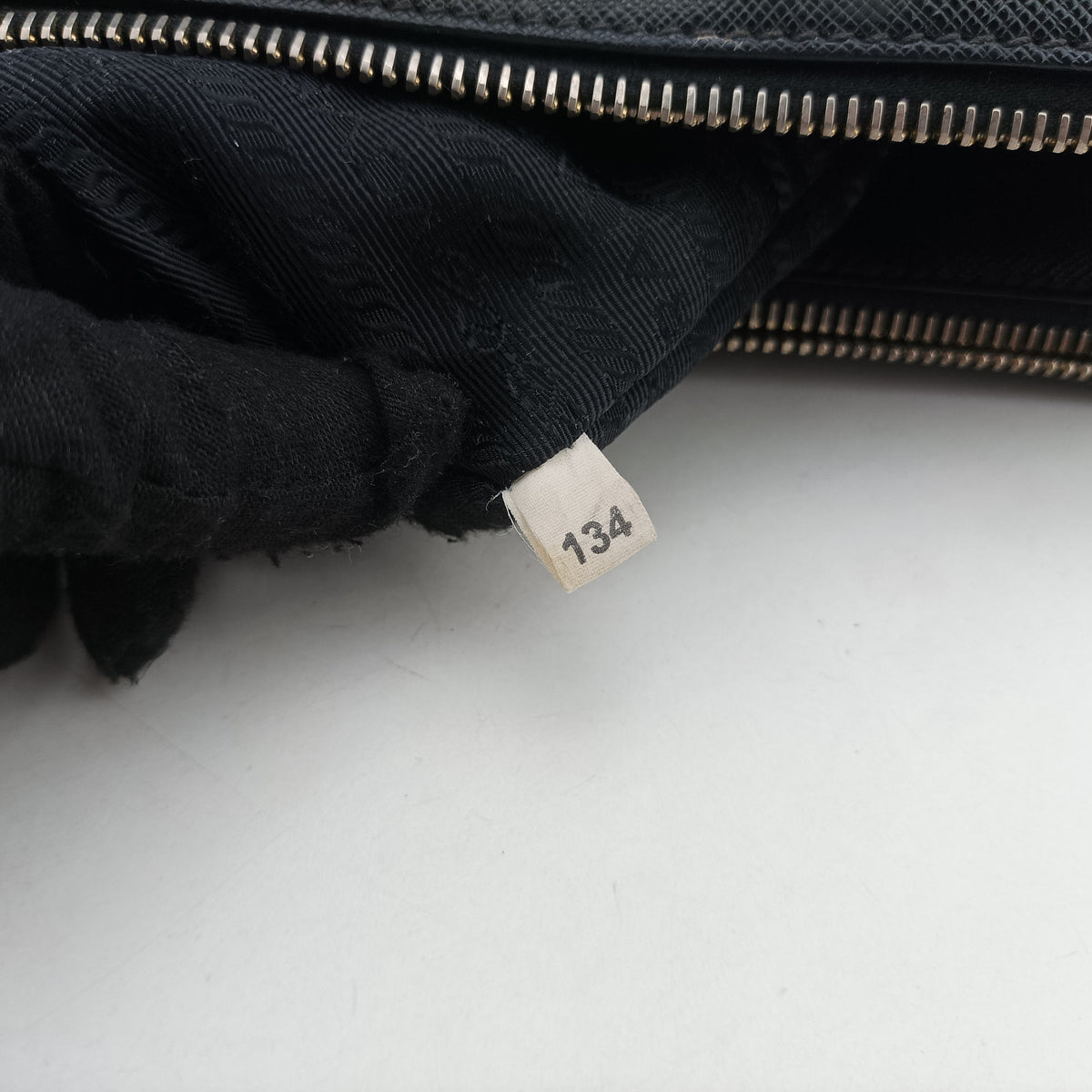 Secondhand Prada Galleria Black SAFFIANO Leather BN2274 shoulderbag | stylenewstar