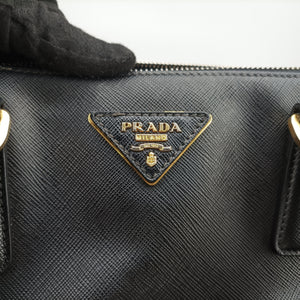 Secondhand Prada Galleria Black SAFFIANO Leather BN2274 shoulderbag | stylenewstar