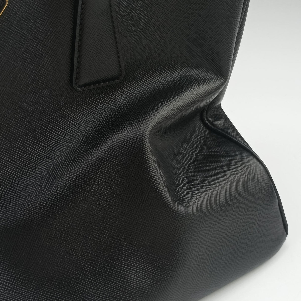 Secondhand Prada Galleria Black SAFFIANO Leather BN2274 shoulderbag | stylenewstar