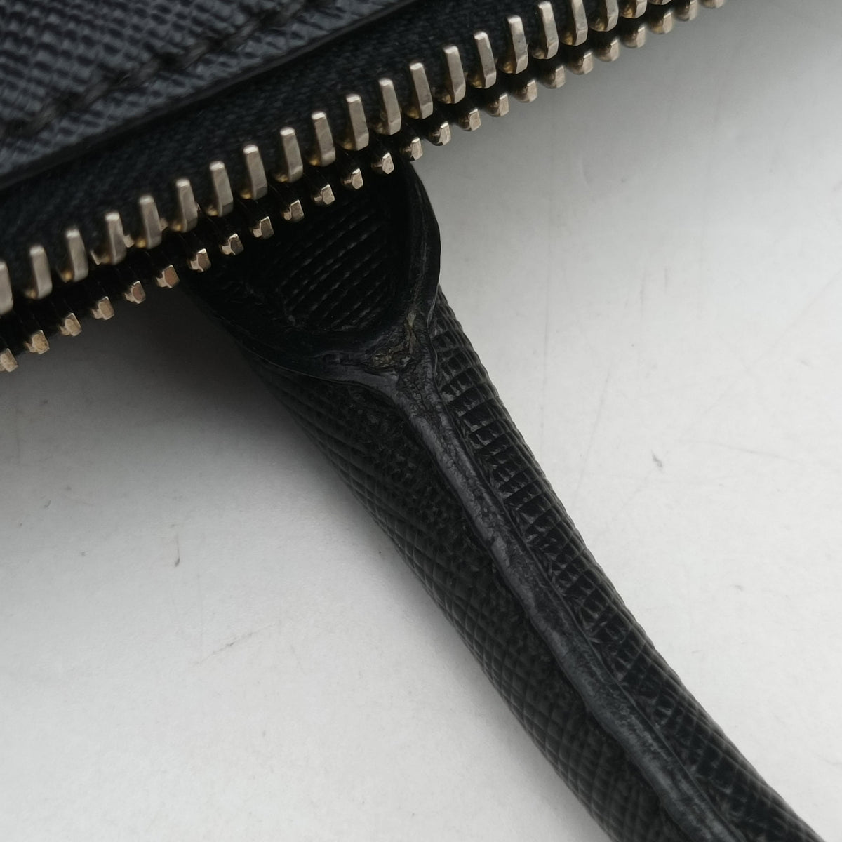 Secondhand Prada Galleria Black SAFFIANO Leather BN2274 shoulderbag | stylenewstar