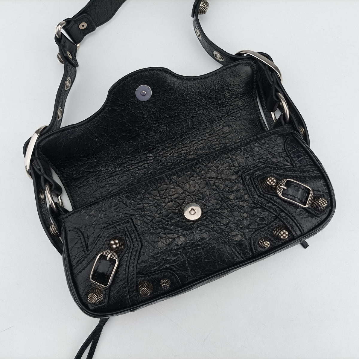 Pre-owned Balenciaga Le Cagole Black lambskin 771640 shoulderbag | stylenewstar