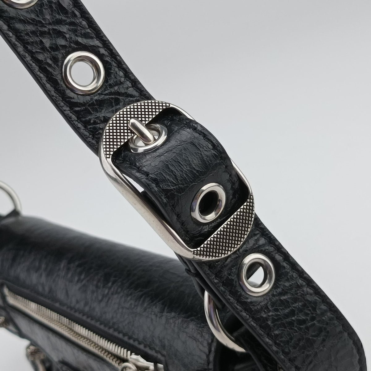 Pre-owned Balenciaga Le Cagole Black lambskin 771640 shoulderbag | stylenewstar