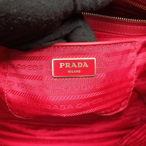 Pre-owned Prada Galleria Red SAFFIANO Leather BN1786 handbag | stylenewstar