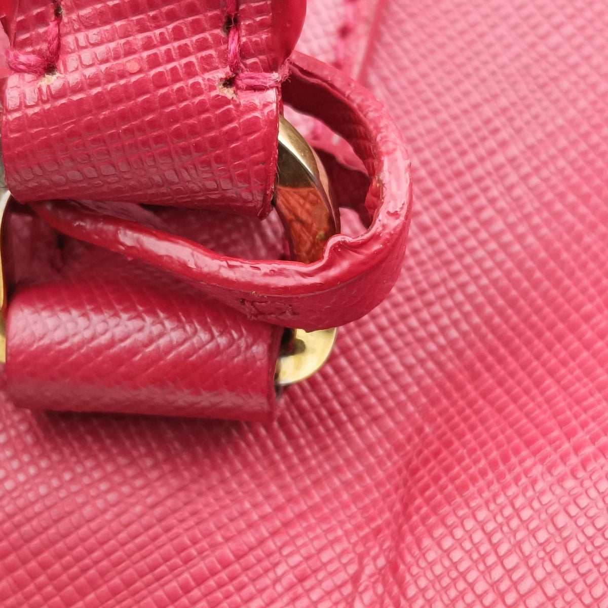Pre-owned Prada Galleria Red SAFFIANO Leather BN1786 handbag | stylenewstar