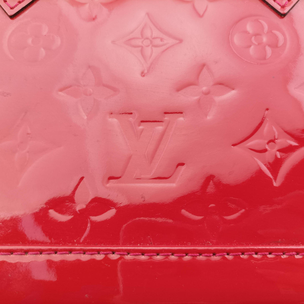 Pre-owned Louis Vuitton Alma BB pomme d'amour Vernis M90174 shoulderbag | stylenewstar