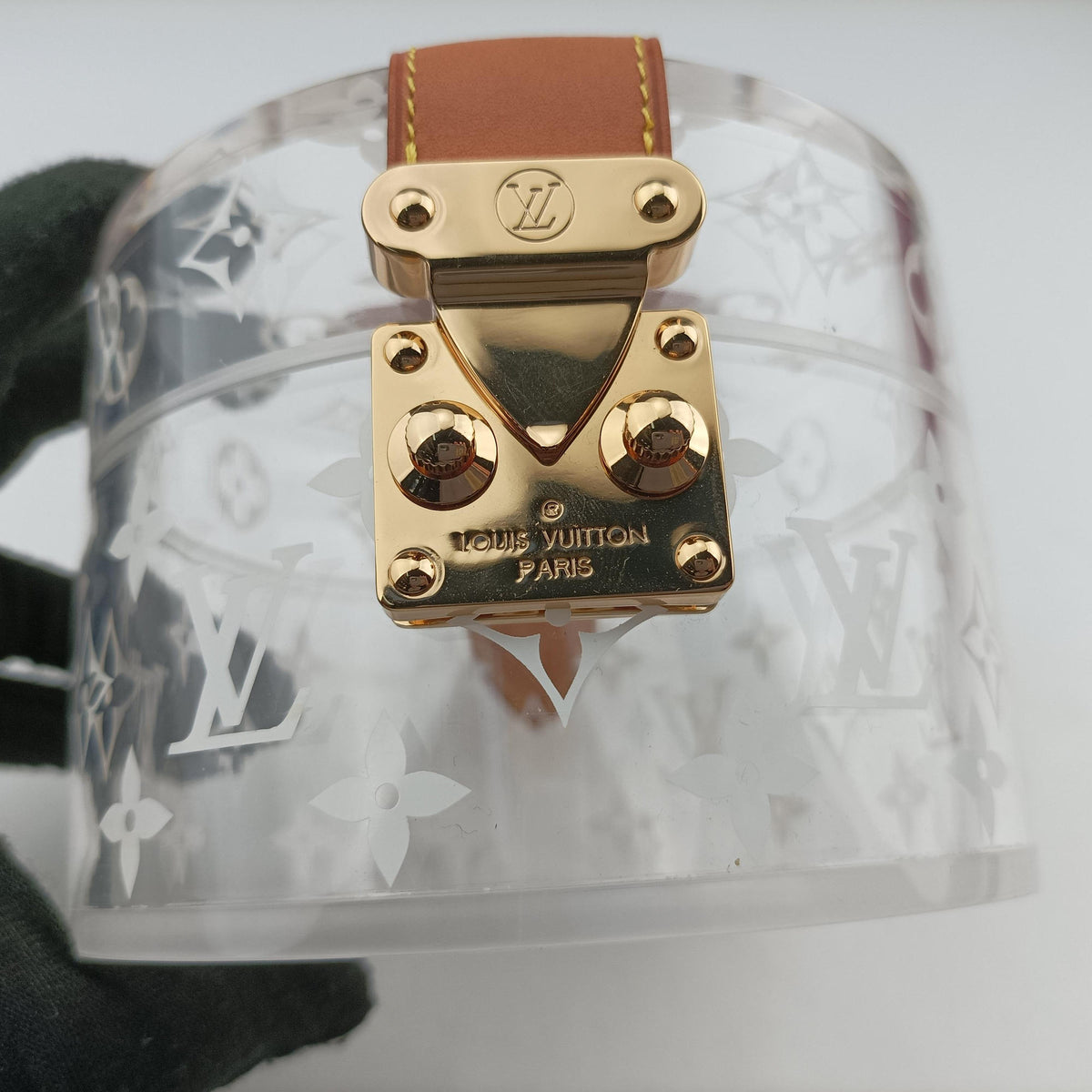 Vintage Louis Vuitton Box Scott Transparent Monogram Plexiglass  clutchbag | stylenewstar