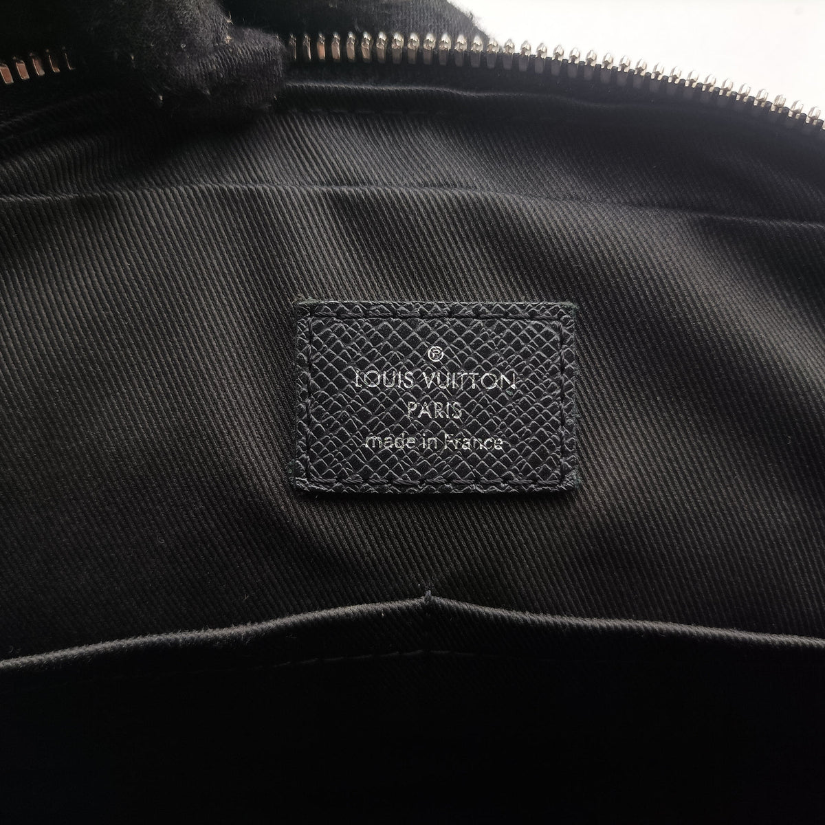 Pre-owned Louis Vuitton Port Document Voyage PM black Taiga M33412 businessbag | stylenewstar