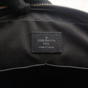 Pre-owned Louis Vuitton Port Document Voyage PM black Taiga M33412 businessbag | stylenewstar