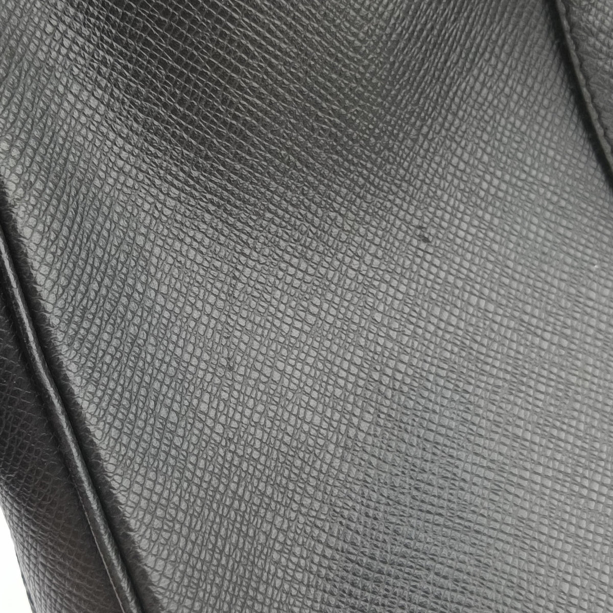 Pre-owned Louis Vuitton Port Document Voyage PM black Taiga M33412 businessbag | stylenewstar