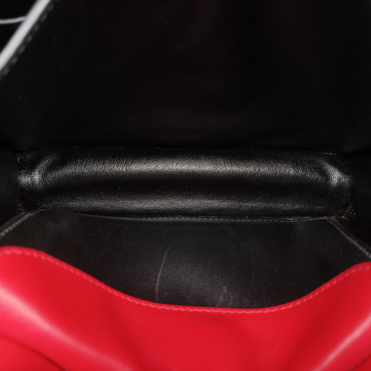 Secondhand Prada Cahier Red x Black Leather 1BD045 shoulderbag | stylenewstar